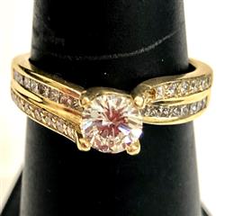 1.20ctw diamond engagement ring in 14 Karat Yellow Gold